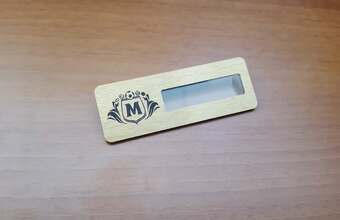 эксклюзивный бейдж на магните